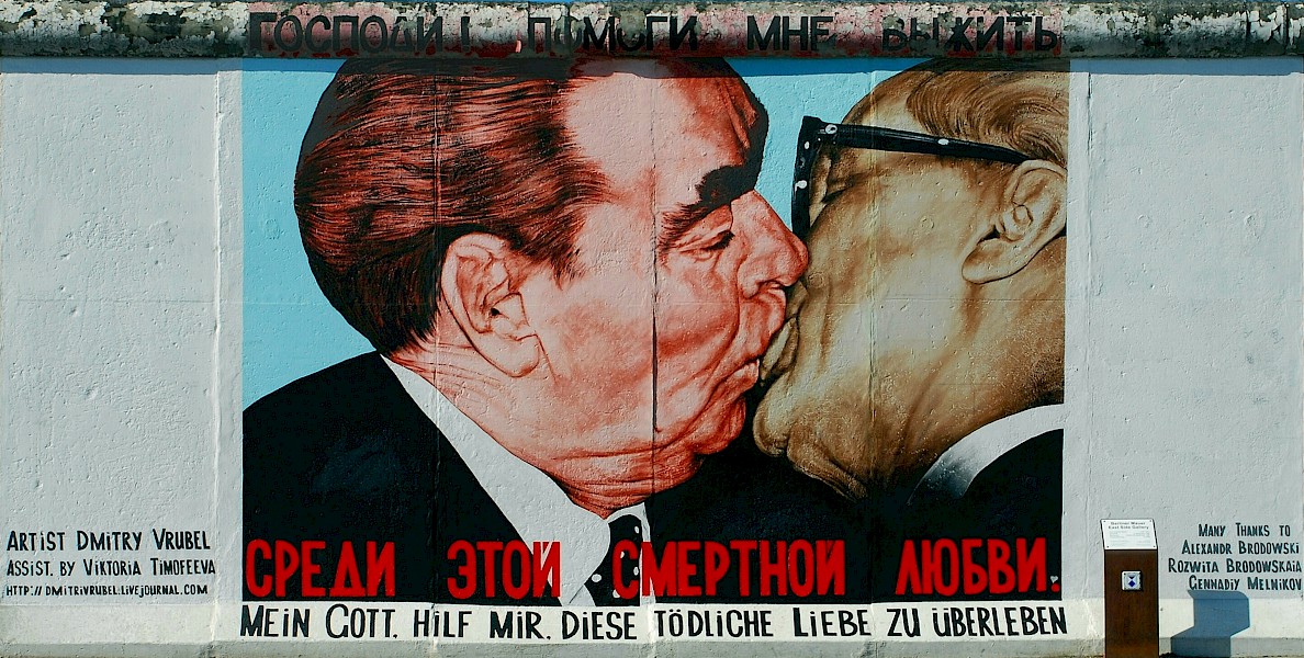 Dmitry Vrubel, Mein Gott, hilf mir, diese tödliche Liebe zu überleben, 2009 © Stiftung Berliner Mauer, Foto: Günther Schaefer