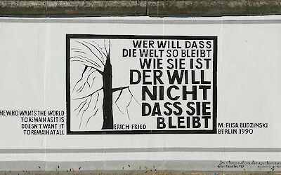 Monika-Elisa Budzinski, Wer will, dass die Welt…, 2009 © Stiftung Berliner Mauer, Foto: Günther Schaefer