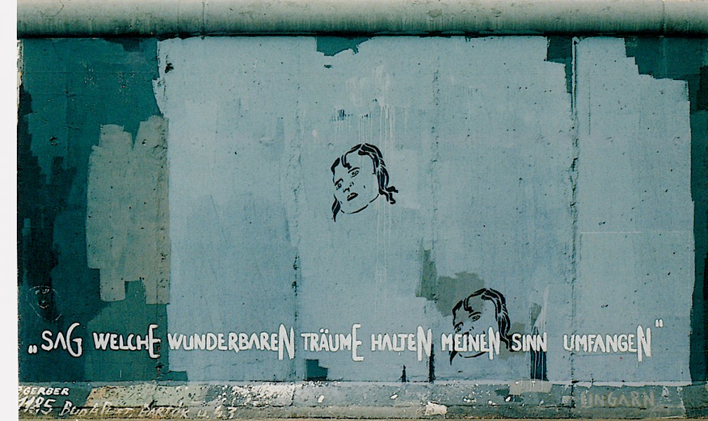 Pál Gerber, Sag, welche wunderbaren Träume halten meinen Sinn umfangen, 1990 © Stiftung Berliner Mauer, Postkarte