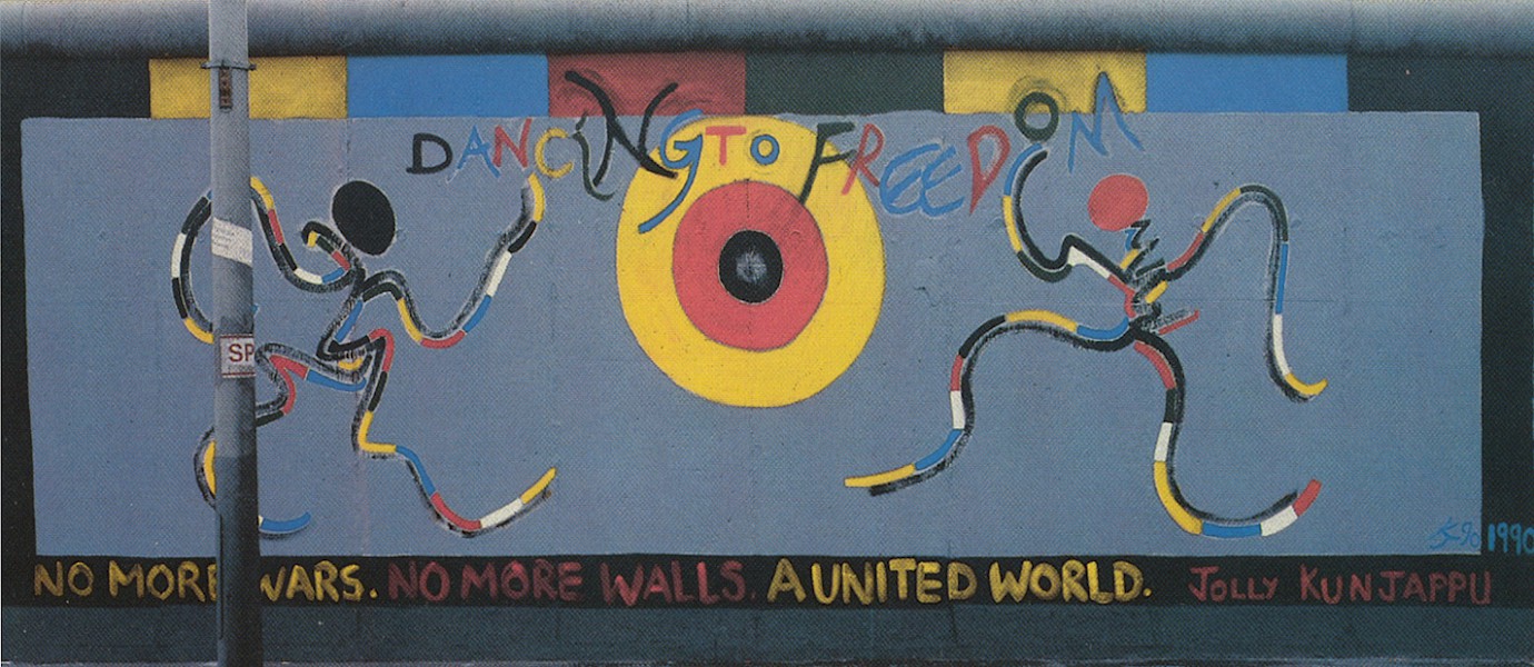 East Side Gallery: Jolly Kunjappu, Dancing To Freedom, 1990 © Stiftung Berliner Mauer, Postkarte