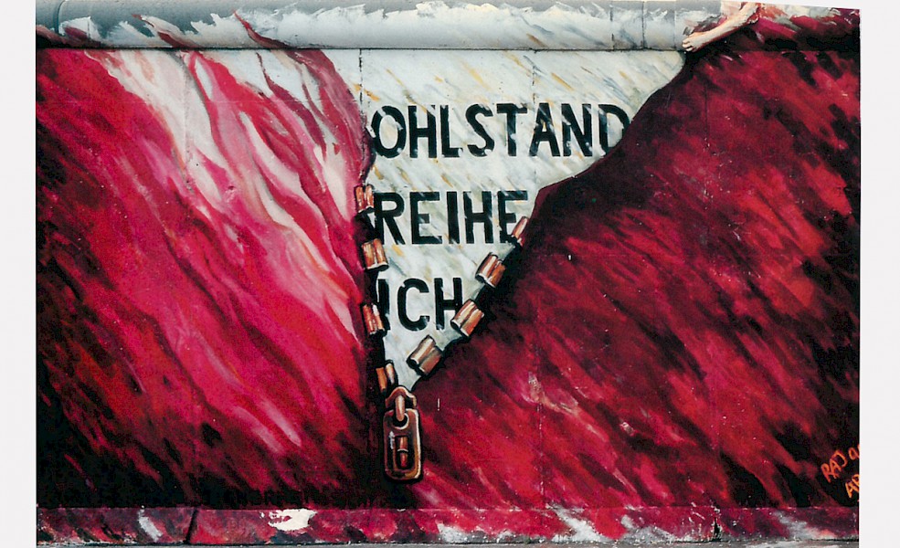 Rainer Jehle, Denk-Mal, Mahn-Mal, 1990 © Stiftung Berliner Mauer, Postkarte
